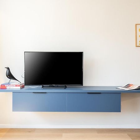 Elegant Studio In The Heart Of The Town Bukarest Exteriör bild