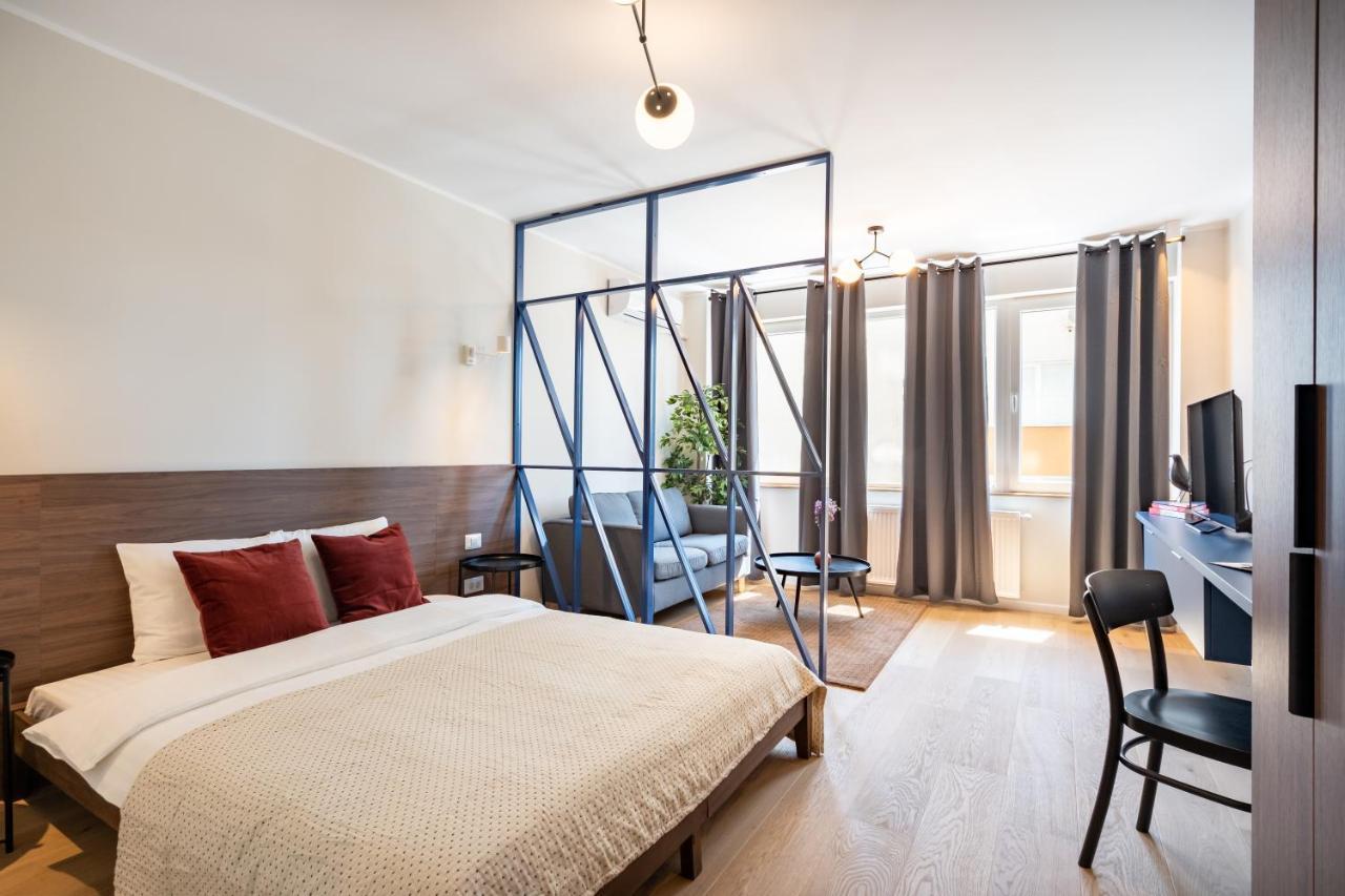 Elegant Studio In The Heart Of The Town Bukarest Exteriör bild