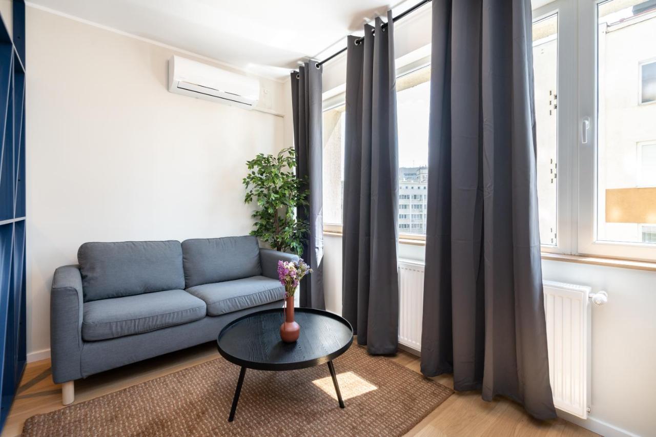 Elegant Studio In The Heart Of The Town Bukarest Exteriör bild